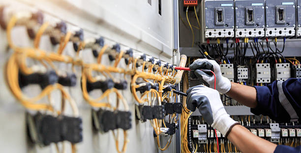 Professional Electrician technician working in Glasgow, VA